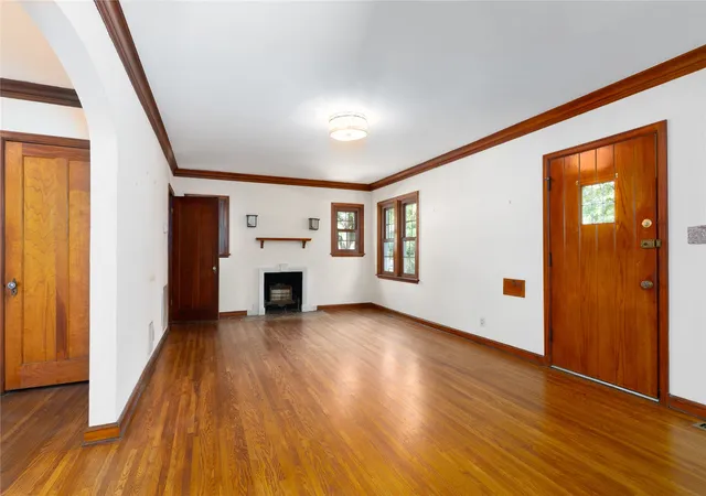 Photo 2 of Single family home for sale at 1604 S Lewis Pl, Tulsa, OK 74104 | MLS# 2638140 | Listing updated on 2026-10-21
