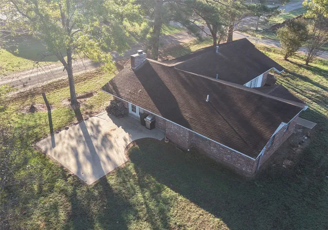 Photo 4 of Single family home for sale at 605 Del Norte, Wister, OK 74966 | MLS# 2638169 | Listing updated on 2026-10-21