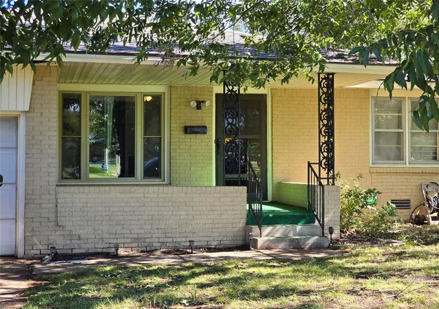Photo 4 of Single family home for sale at 9708 N Shartel Ave, Oklahoma City, OK 73114 | MLS# 2638120 | Listing updated on 2026-10-21