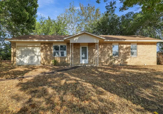 Single family home for sale at 1409 Streetman Rd, Mead, OK 73449 | MLS# 2637762