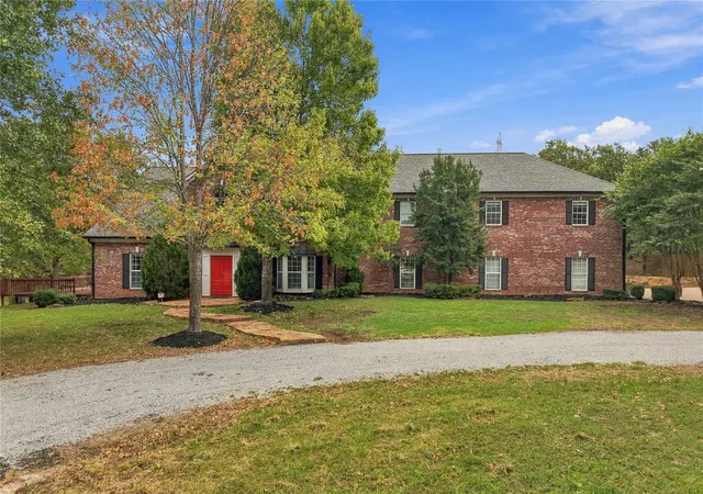 Photo 2 of Mansion for sale at 1600 N 73rd Westavenue, Tulsa, OK 74127 | MLS# 2635886 | Listing updated on 2026-10-21