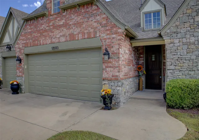 Photo 2 of Single family home for sale at 12593 S 67th Eastavenue, Bixby, OK 74008 | MLS# 2634697 | Listing updated on 2026-10-22