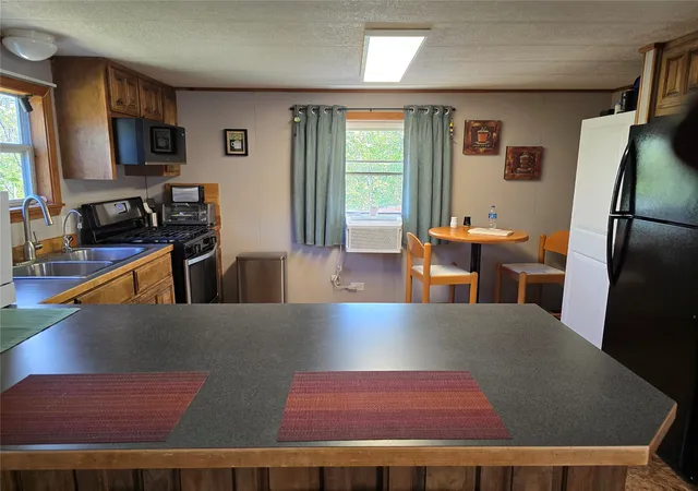 Photo 3 of Manufactured home for sale at 308 Forest St, Pawnee, OK 74058 | MLS# 2638254 | Listing updated on 2026-10-21