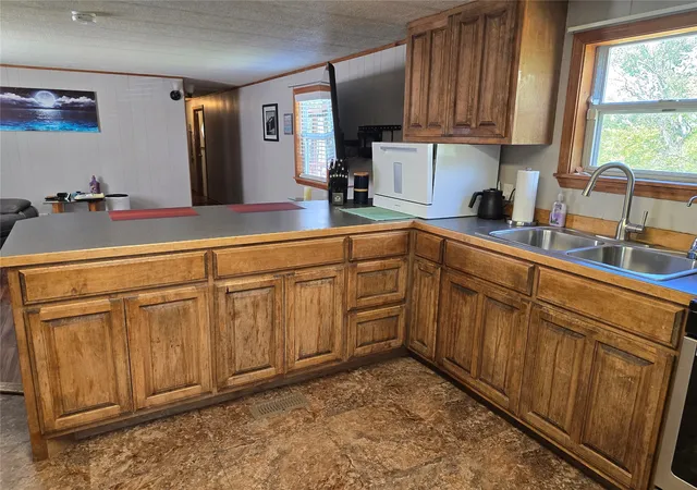 Photo 4 of Manufactured home for sale at 308 Forest St, Pawnee, OK 74058 | MLS# 2638254 | Listing updated on 2026-10-21