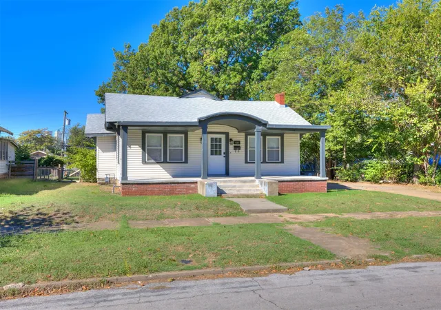 Single family home for sale at 416 S Wheeling Ave, Tulsa, OK 74104 | MLS# 2638250
