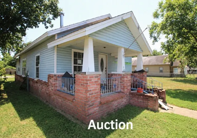 Photo 1 of Single family home for sale at 500 Kentucky St, Quapaw, OK 74363 | MLS# 2638238 | Listing updated on 2026-10-21