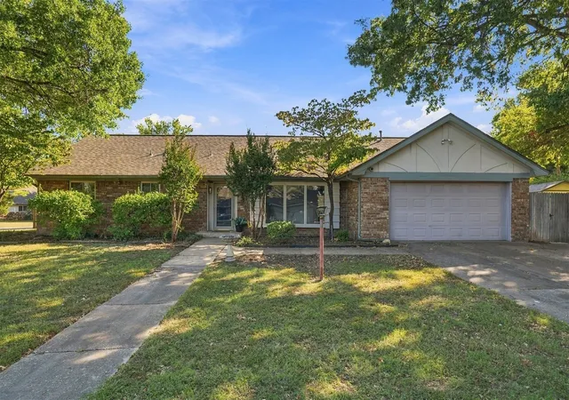 Photo 1 of Single family home for sale at 8296 E 35th Street, Tulsa, OK 74145 | MLS# 2637959 | Listing updated on 2026-10-22