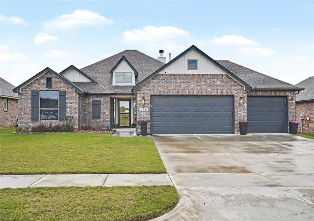Single family home for sale at 10725 S 277th East Ave, Coweta, OK 74429 | MLS# 2638279 | Listing updated on 2026-10-22