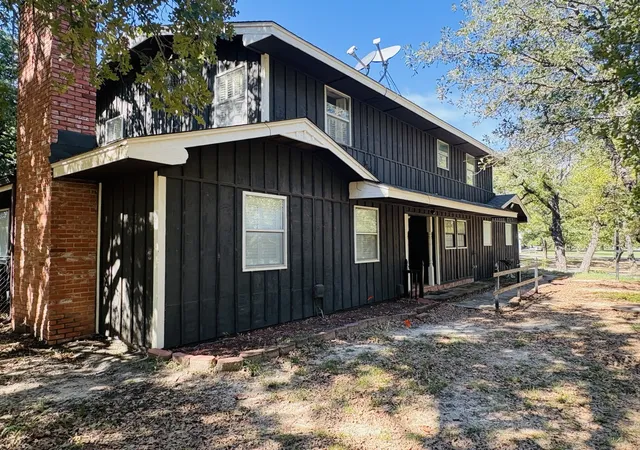Photo 2 of Single family home for sale at 4721 Dogwood Rd, Ardmore, OK 73401 | MLS# 2636374 | Listing updated on 2026-10-22