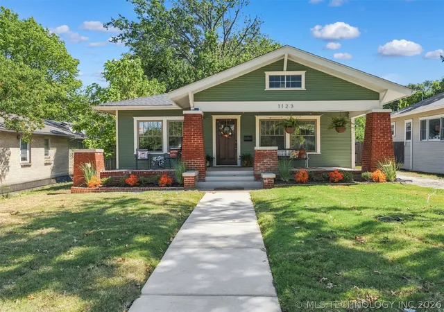 Photo 1 of Single family home for sale at 1123 S Newport Ave, Tulsa, OK 74120 | MLS# 2638275 | Listing updated on 2026-10-22