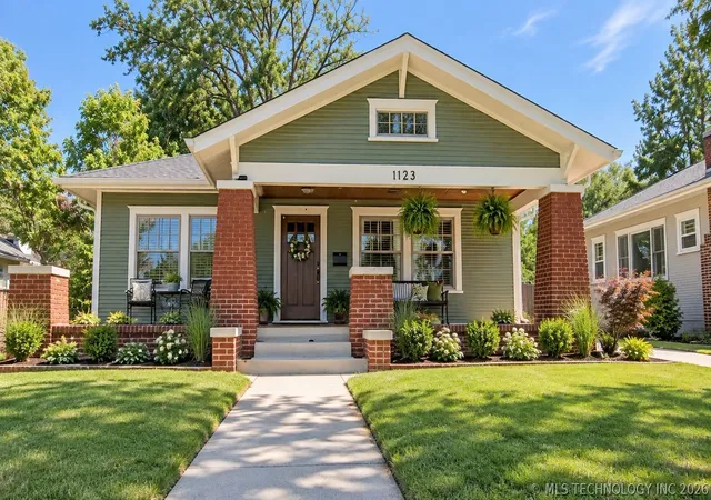 Photo 2 of Single family home for sale at 1123 S Newport Ave, Tulsa, OK 74120 | MLS# 2638275 | Listing updated on 2026-10-22