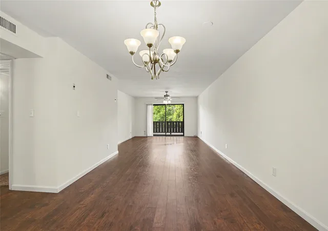Listing Photo 5 - Condo for sale in building located at 3 Woodward Blvd, Tulsa, OK 74114 - Unit #104