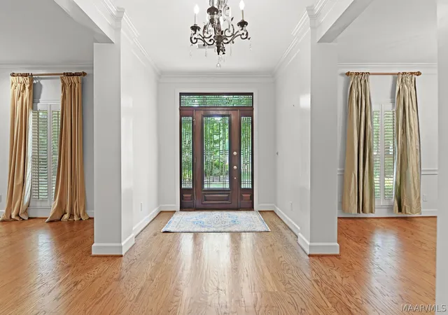 Photo 3 of Single family home for sale at 9808 Wynchase Cir, Montgomery, AL 36117 | MLS# 559510 | Listing updated on 2026-09-05