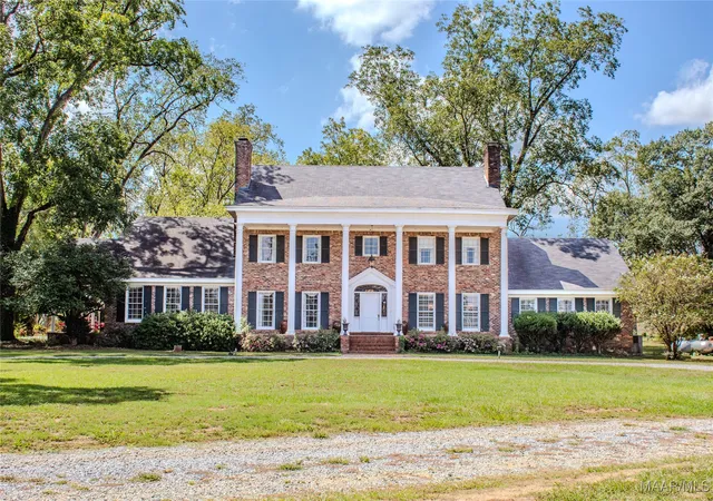 Photo 2 of Single family home for sale at 601 N Pickett St, Autaugaville, AL 36003 | MLS# 564966 | Listing updated on 2026-09-10