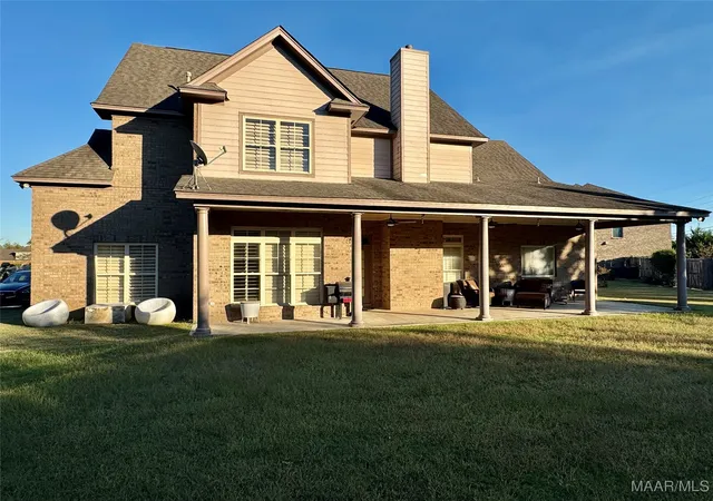Photo 2 of Single family home for sale at 1160 Laurel Brook Ln, Montgomery, AL 36117 | MLS# 565754 | Listing updated on 2026-09-02