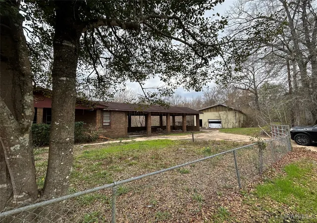 Photo 2 of Single family home for sale at 1415 County Rd 44, Selma, AL 36701 | MLS# 570701 | Listing updated on 2026-09-10