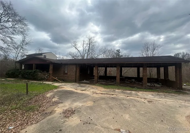 Photo 4 of Single family home for sale at 1415 County Rd 44, Selma, AL 36701 | MLS# 570701 | Listing updated on 2026-09-10