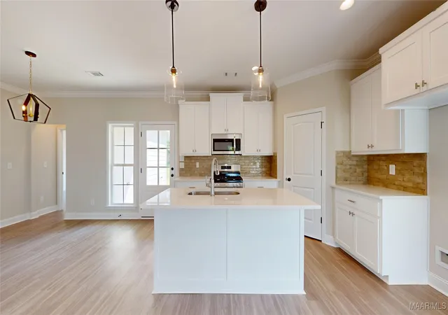 Photo 4 of Single family home for sale at 1433 Trace Oak Ln, Montgomery, AL 36117 | MLS# 576368 | Listing updated on 2026-09-04