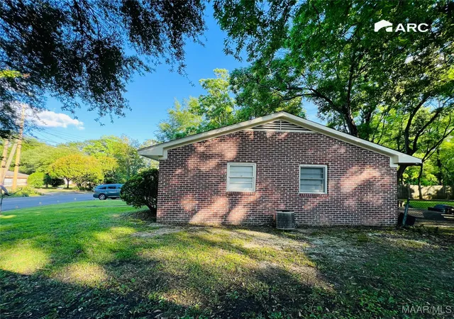 Photo 4 of Single family home for sale at 1734 Robison Hl Rd, Montgomery, AL 36107 | MLS# 576863 | Listing updated on 2026-09-02
