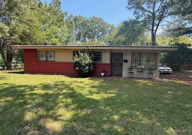 Photo 2 of Single family home for sale at 3261 Upchurch Cir, Montgomery, AL 36105 | MLS# 579542 | Listing updated on 2026-09-10