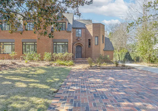 Photo 3 of Single family home for sale at 3382 Thomas Ave, Montgomery, AL 36111 | MLS# 579520 | Listing updated on 2026-09-10