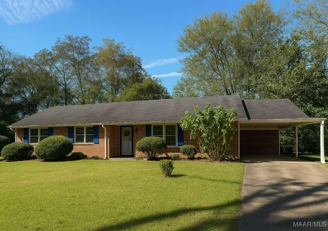 Single family home for sale at 3217 Old Wetumpka Hwy, Montgomery, AL 36110 | MLS# 581235