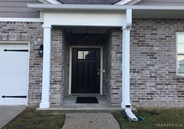 Photo 3 of Single family home for sale at 9312 Concord Park Dr, Montgomery, AL 36117 | MLS# 581558 | Listing updated on 2026-09-02