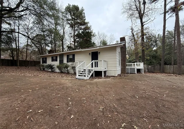 Photo 1 of Single family home for sale at 358 County Rd 564, Valley Grande, AL 36701 | MLS# 581934 | Listing updated on 2026-09-10
