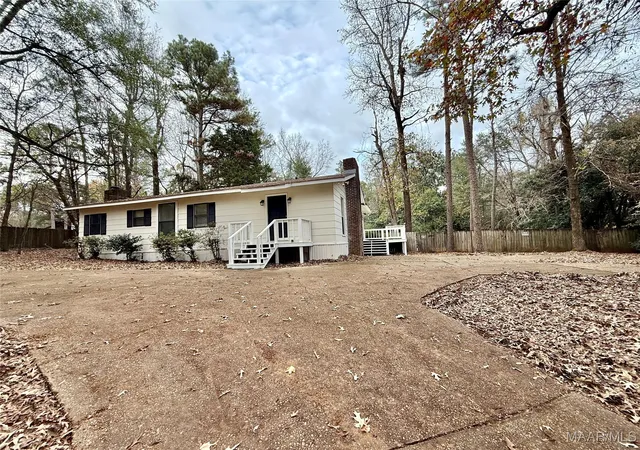 Photo 2 of Single family home for sale at 358 County Rd 564, Valley Grande, AL 36701 | MLS# 581934 | Listing updated on 2026-09-10
