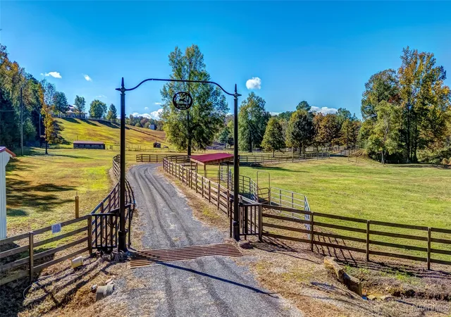 Photo 2 of Single family home for sale at 15315 County Rd 56, Sylacauga, AL 35151 | MLS# 582016 | Listing updated on 2026-09-05