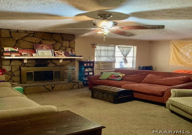 Photo 3 of Single family home for sale at 140 Greenleaf Dr, Wetumpka, AL 36092 | MLS# 582116 | Listing updated on 2026-09-02