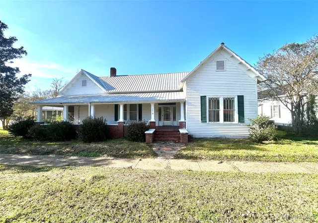 Photo 1 of Single family home for sale at 304 Church St E, Pine Hill, AL 36769 | MLS# 582336 | Listing updated on 2026-09-10