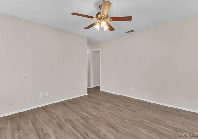 Photo 3 of Single family home for sale at 500 Lawndale Ln, Montgomery, AL 36109 | MLS# 583192 | Listing updated on 2026-09-04
