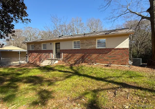 Photo 2 of Single family home for sale at 1143 Noremac Rd, Montgomery, AL 36109 | MLS# 583291 | Listing updated on 2026-09-10