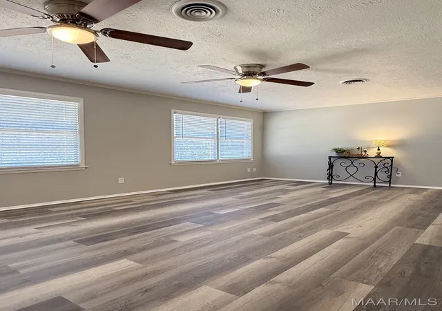 Photo 4 of Single family home for sale at 1143 Noremac Rd, Montgomery, AL 36109 | MLS# 583291 | Listing updated on 2026-09-10