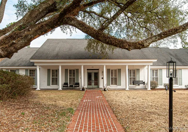 Photo 1 of Single family home for sale at 3051 Hl Hedge Dr, Montgomery, AL 36111 | MLS# 583314 | Listing updated on 2026-09-04
