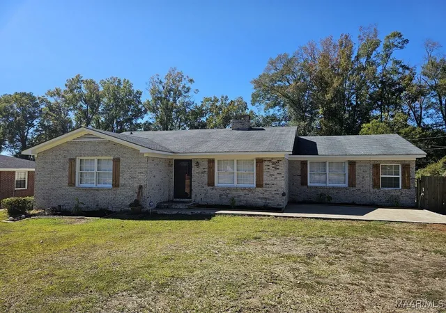 Photo 1 of Single family home for sale at 521 Dixie Dr, Selma, AL 36701 | MLS# 583425 | Listing updated on 2026-09-05