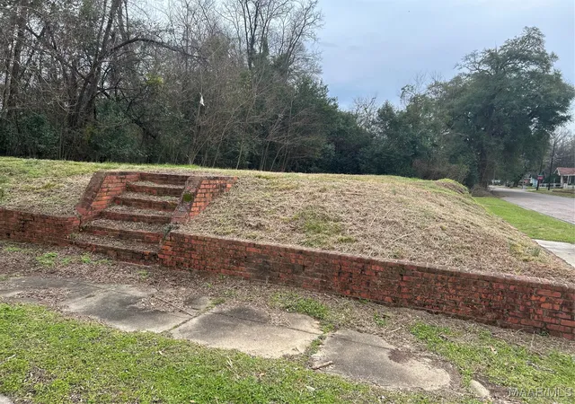 Photo 3 of Land for sale at 37 Elizabeth St, Montgomery, AL 36104 | MLS# 583450 | Listing updated on 2026-09-05