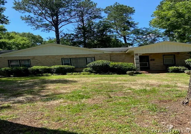Photo 1 of Single family home for sale at 1212 9th Avenue, Selma, AL 36703 | MLS# 583639 | Listing updated on 2026-09-05