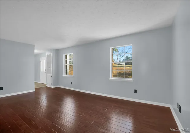 Photo 4 of Single family home for sale at 536 Farmington Rd, Montgomery, AL 36109 | MLS# 583568 | Listing updated on 2026-09-02