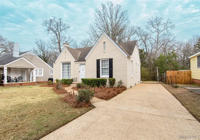 Photo 2 of Single family home for sale at 1943 Gorgas St, Montgomery, AL 36106 | MLS# 584175 | Listing updated on 2026-09-04