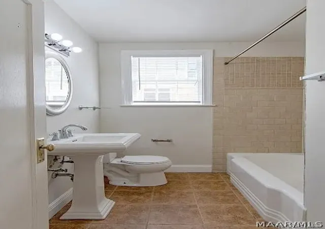 Photo 4 of Single family home for sale at 1943 Gorgas St, Montgomery, AL 36106 | MLS# 584175 | Listing updated on 2026-09-04