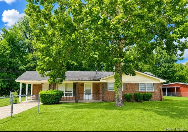 Photo 1 of Single family home for sale at 4513 Coventry Rd, Montgomery, AL 36116 | MLS# 584217 | Listing updated on 2026-09-11