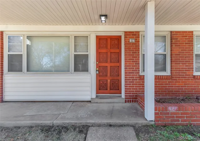 Photo 2 of Single family home for sale at 107 Kent St, Montgomery, AL 36109 | MLS# 584242 | Listing updated on 2026-09-09