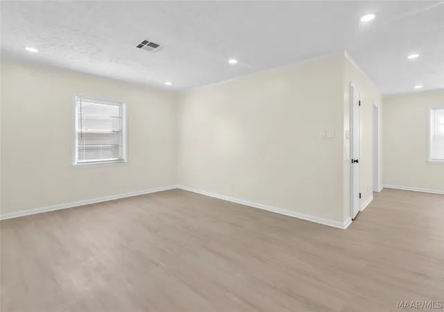 Photo 3 of Single family home for sale at 107 Kent St, Montgomery, AL 36109 | MLS# 584242 | Listing updated on 2026-09-09