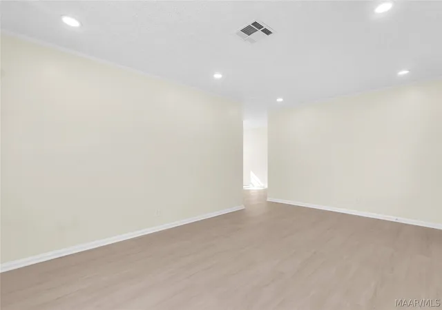 Photo 4 of Single family home for sale at 107 Kent St, Montgomery, AL 36109 | MLS# 584242 | Listing updated on 2026-09-09