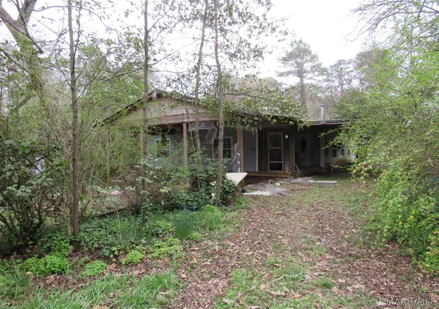 Photo 1 of Single family home for sale at 3945 Vista Cir, Montgomery, AL 36109 | MLS# 584477 | Listing updated on 2026-09-10