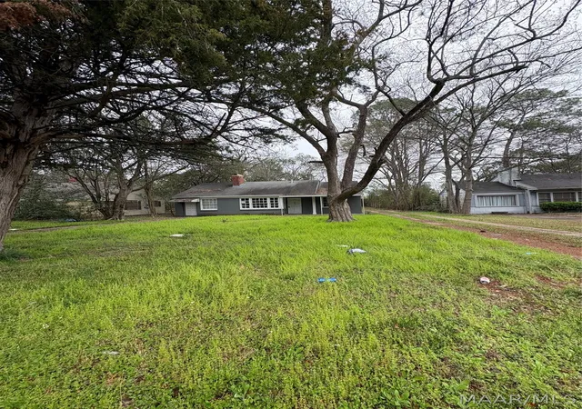 Photo 2 of Sale Pending at 3805 Maclamar Rd, Montgomery, AL 36111 | MLS# 584422 | Listing updated on 2026-09-03