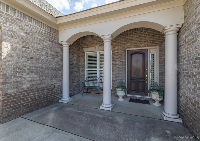 Photo 3 of Single family home for sale at 2077 Wyndgate Loop, Montgomery, AL 36117 | MLS# 584481 | Listing updated on 2026-09-10