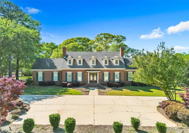 Photo 3 of Single family home for sale at 1150 Bell Rd, Montgomery, AL 36117 | MLS# 584715 | Listing updated on 2026-09-10